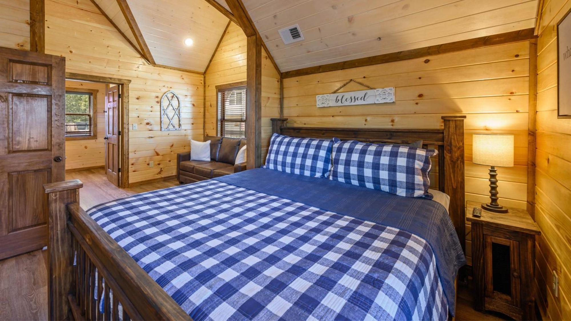 Liberty Lodge - Family Getaway With Pool, Hot Tub, Arcade & Dogs Pigeon Forge Exterior photo