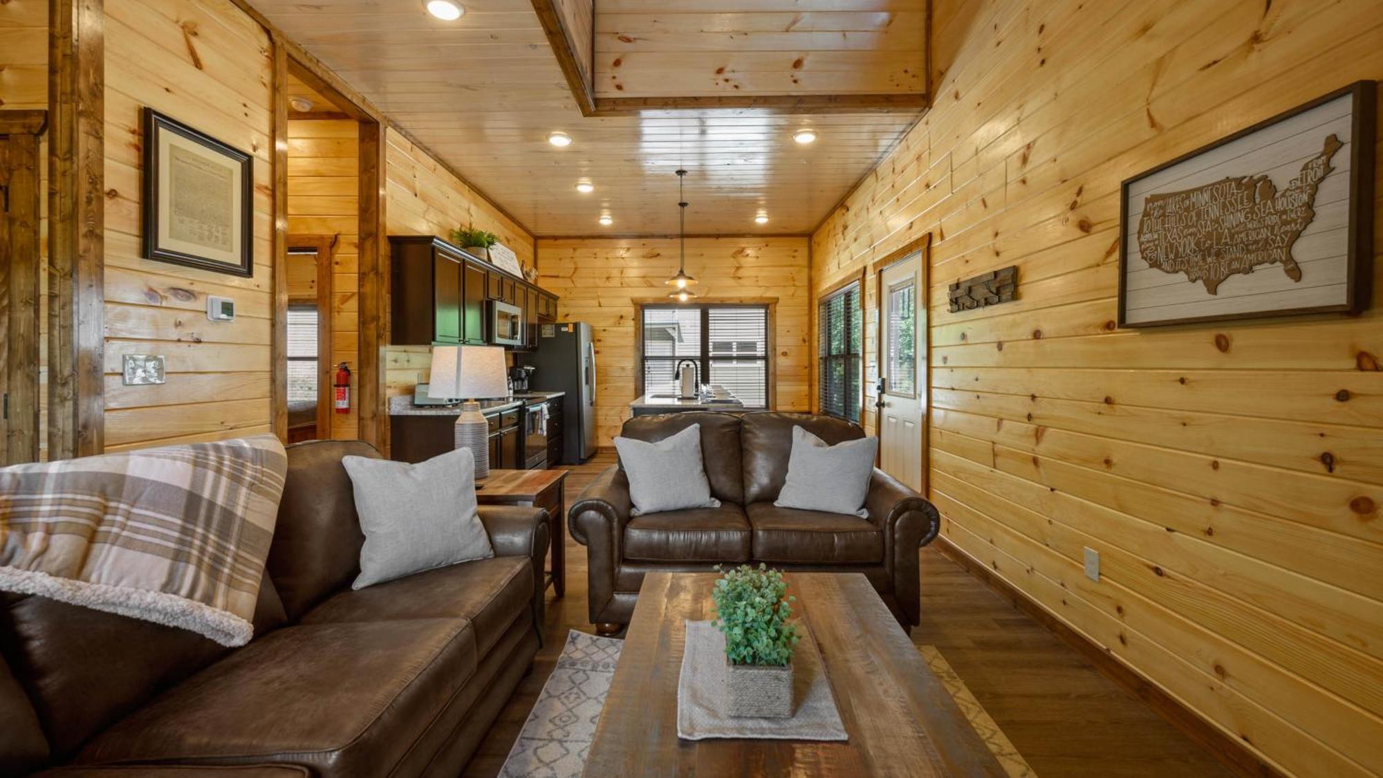 Liberty Lodge - Family Getaway With Pool, Hot Tub, Arcade & Dogs Pigeon Forge Exterior photo