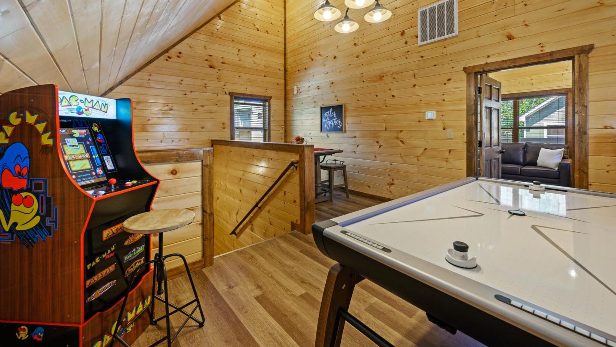 Liberty Lodge - Family Getaway With Pool, Hot Tub, Arcade & Dogs Pigeon Forge Exterior photo